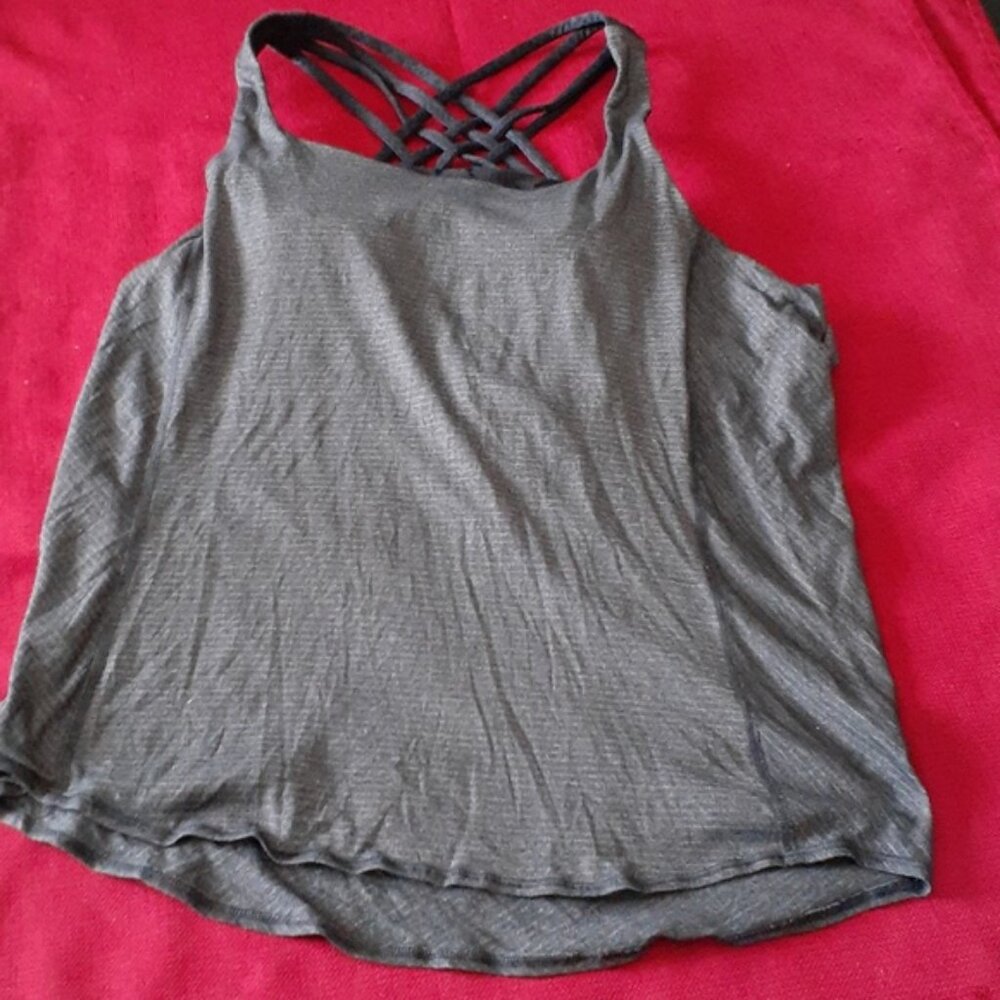 LULULEMON ATHLETICA TOPS